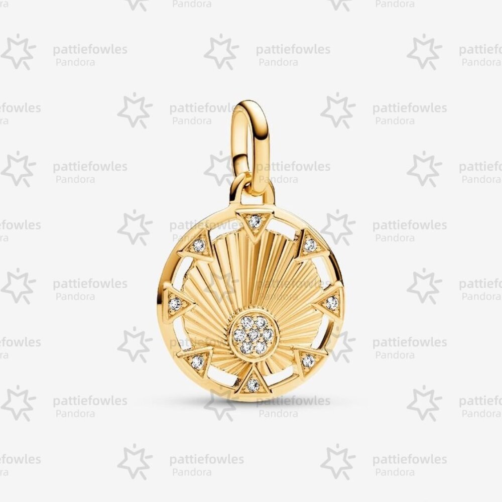Pandora Pandora ME Power of the Light Sun Medallion Charm